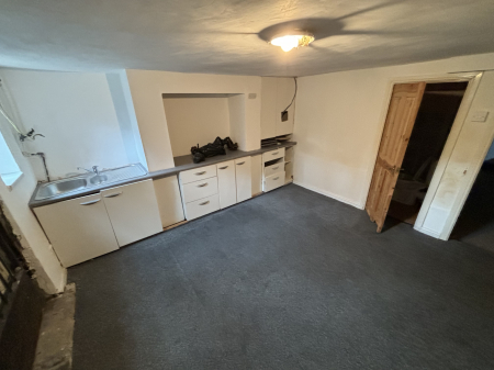 Photo of 42 Newstead Avenue, Halifax, HX1 4TE