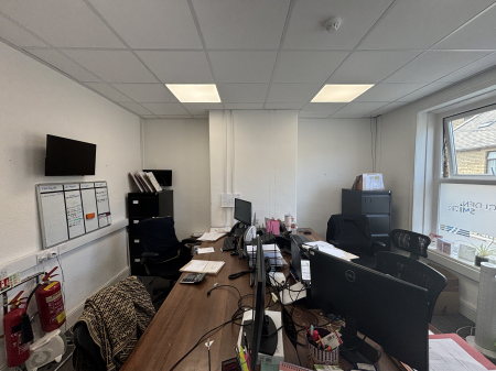 Photo of 3A Victoria Road, Elland, Halifax, HX5 0AB