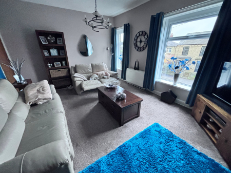 Photo of 193/193a Wakefield Road, Dewsbury, West Yorkshire, WF12