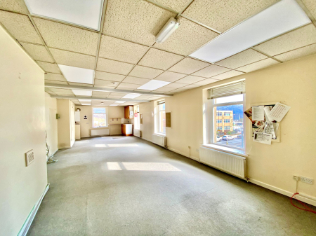 Photo of 85 Northgate, Halifax HX1 1XF